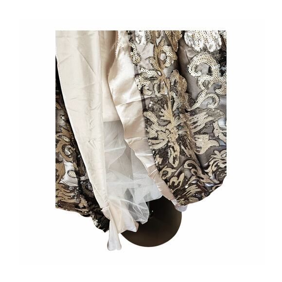 SAVOY Gold Dress Jacquard Beaded Sequins Ball Gown Strapless Princess Medium NWT - Picture 6 of 15